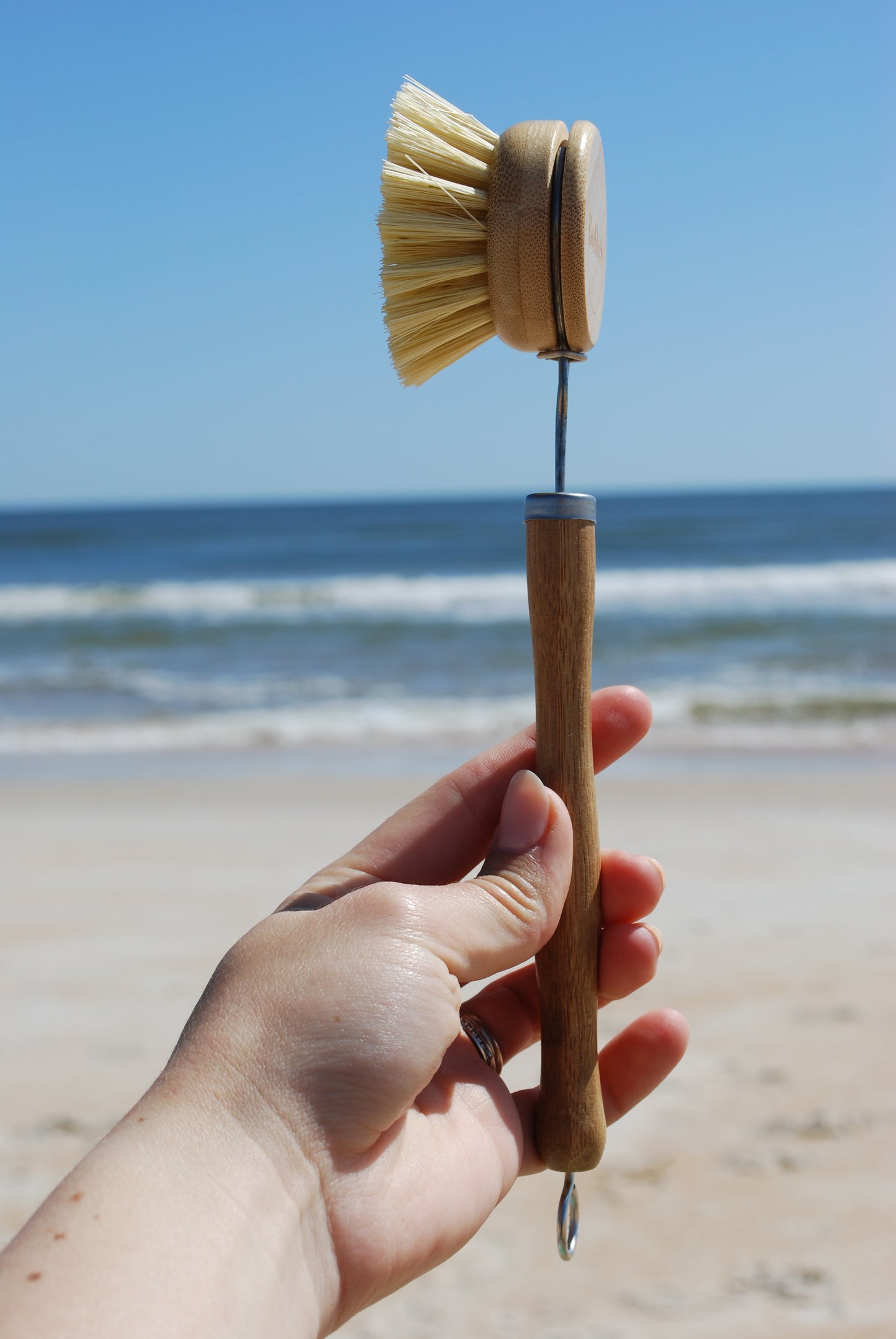 Long-handled Bamboo Pot Scrubber - Compostable, Plastic-free