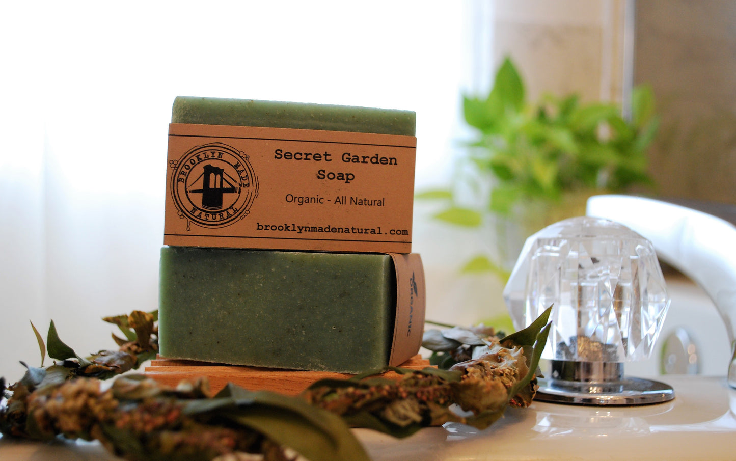 Plant-based Body Soap Bar - Vegan, 100% Natural, Plastic-free, Zero-waste